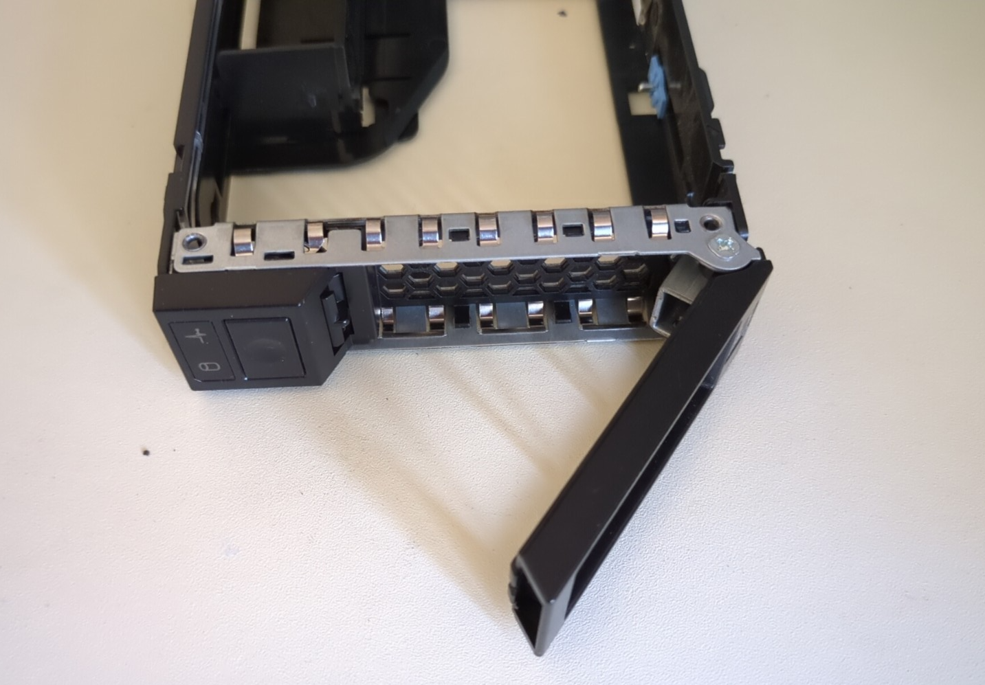 14e15ff7c3a3a8cdae19d77760f7ccb9